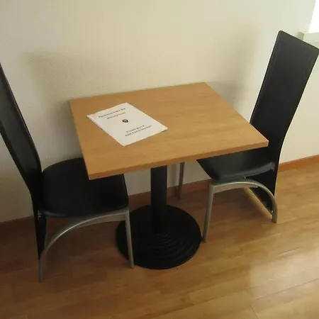 Swiss Star Tower - Self Check-in チューリッヒ