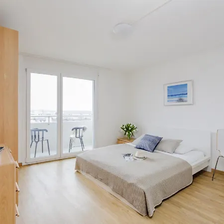 Swiss Star Tower - Self Check-in Апартаменты *